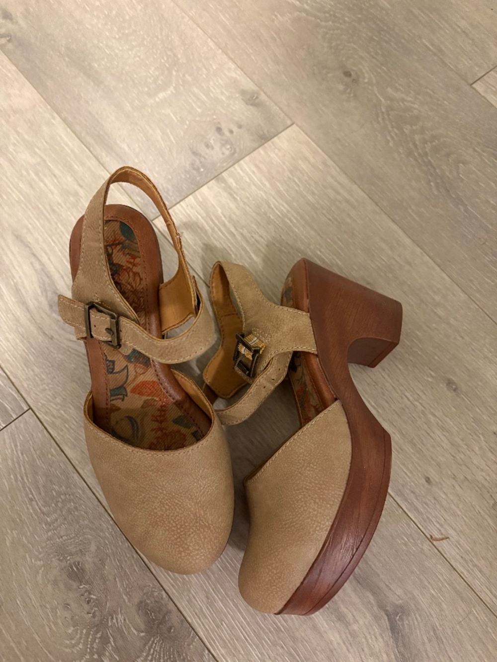 BOC ladies 6 clog